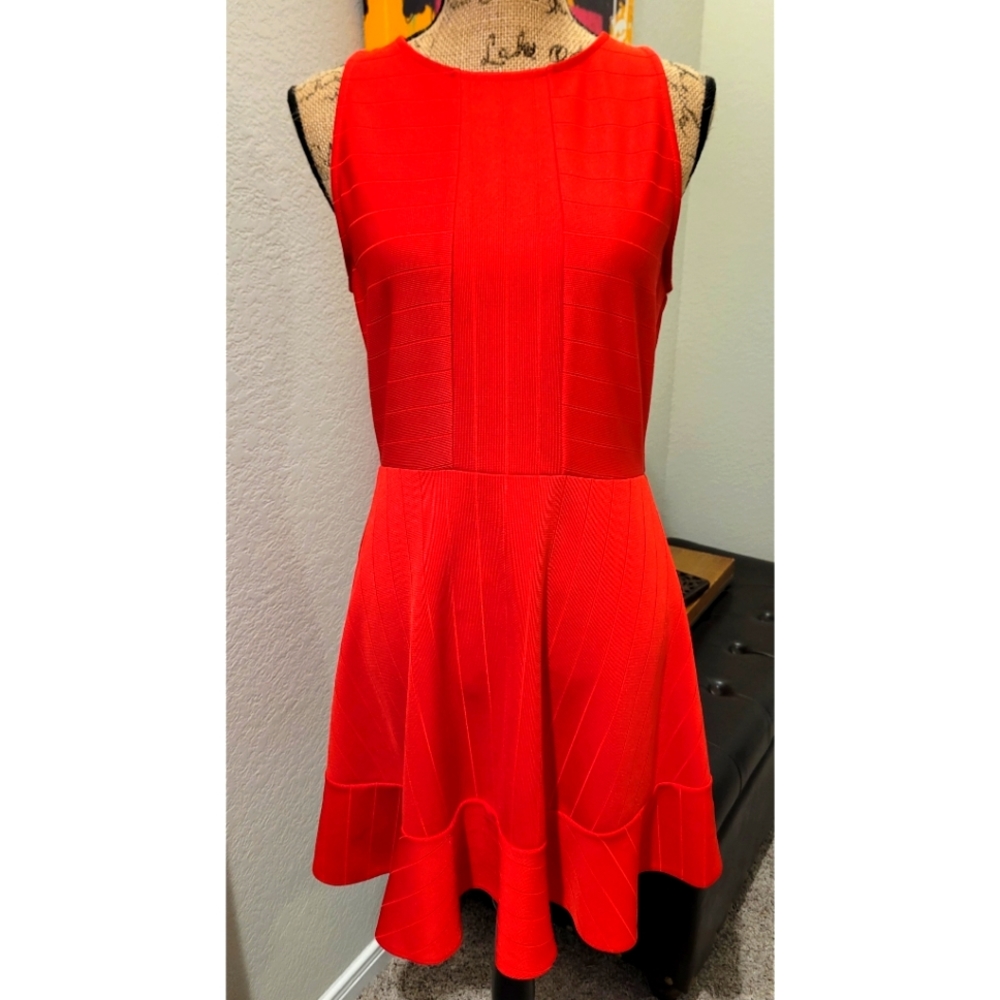 Gianni Bini Red Ribbed Dress, Sz Medium